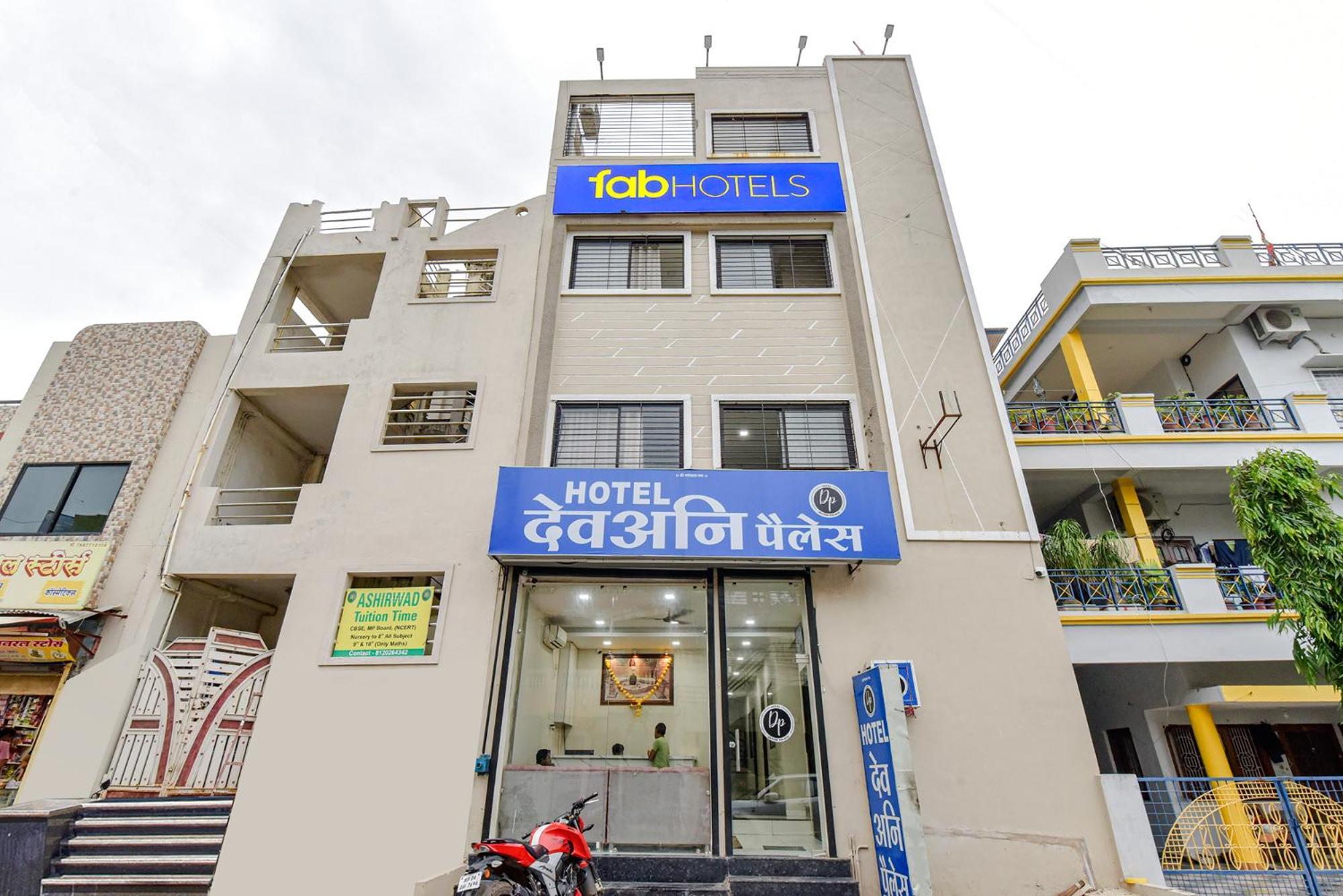 Fabexpress Devani Palace Ujjain Dış mekan fotoğraf